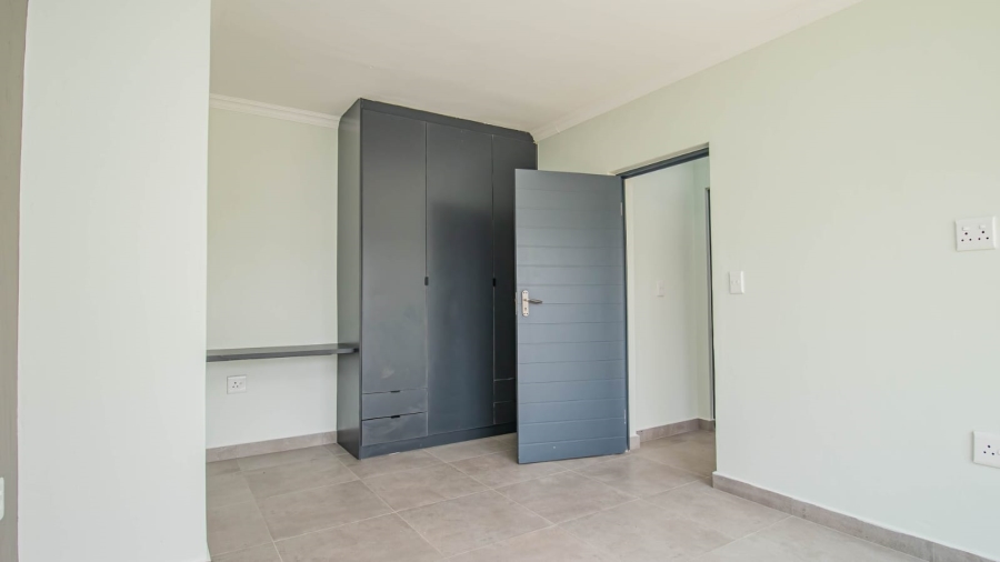 To Let 4 Bedroom Property for Rent in Ifafi North West